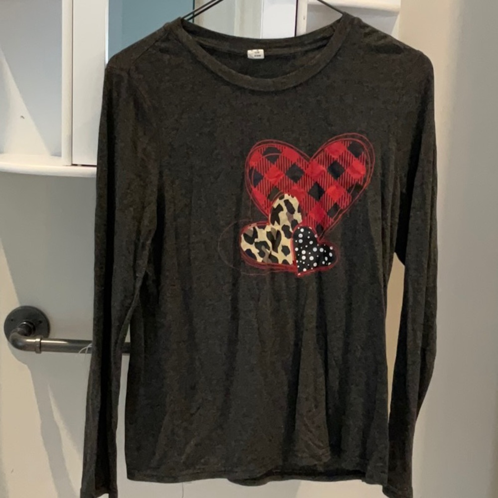 SHEIN long sleeve patterned tee shirt🦜